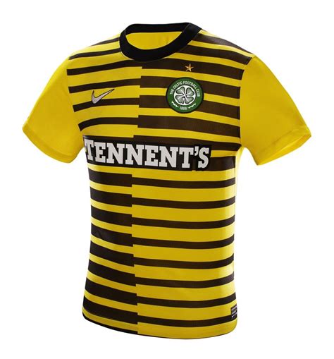 Celtic 2011 12 Third Kit