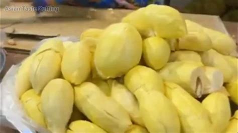 How To Peel Durian Fruit Amazing Durian Cutting Skills Durian Peeling Skill How To Open