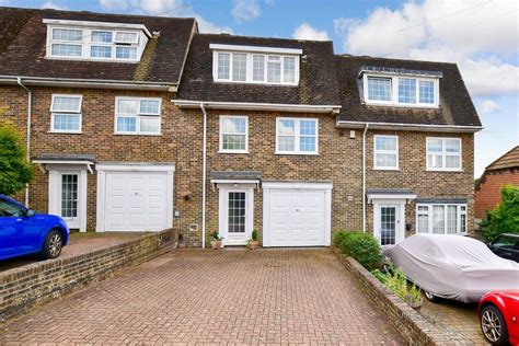 Sandhurst Park Tunbridge Wells Kent 4 Bed Townhouse £575000