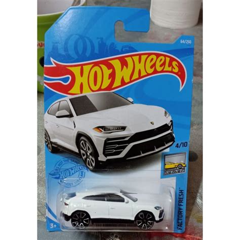 Hot Wheels 17 Lamborghini Urus Shopee Malaysia