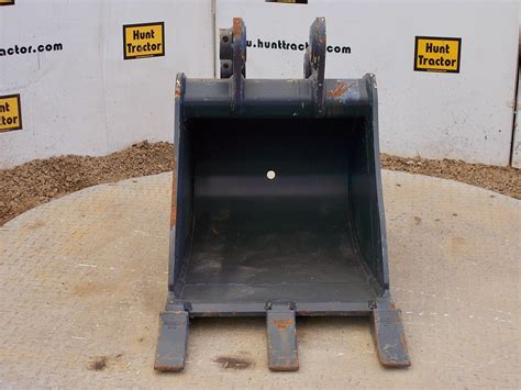 Attachment Zone New 18 Case CX26C Pin On Mini Excavator Bucket For Sale