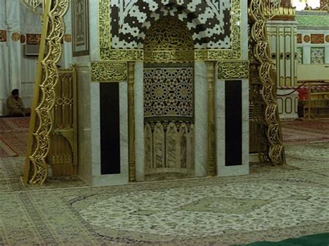 Islamic History And Wallpapers: Inside Masjid Nabvi Beautiful Image And ...