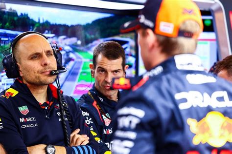 Verstappen Engineer Lambiase Promoted To New Role In Red Bull Restructuring