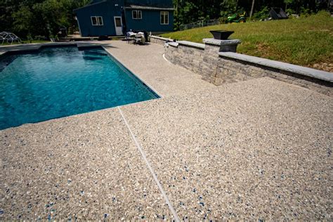 Epoxy Pool Decks and Deck Coatings for your Hardscape