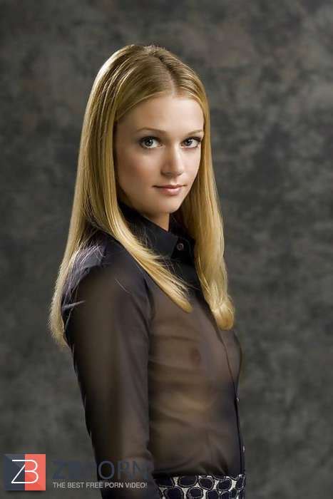 A J Cook Criminal Minds She Is Canadian Zb Porn