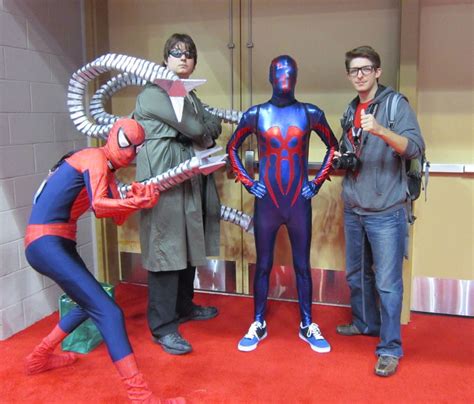gencon   episode    media guests   costumes