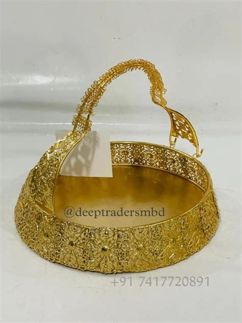 Gold Iron Wedding Decorative Gift Basket For Gifting Size Dimension