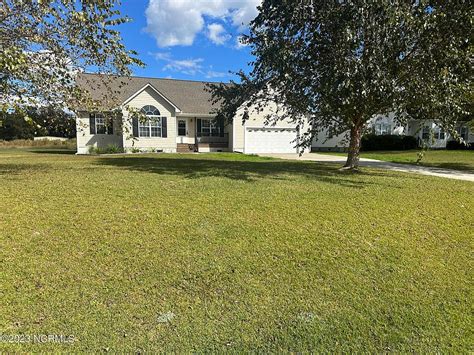 215 Palomino Lane Swansboro NC 28584 Zillow