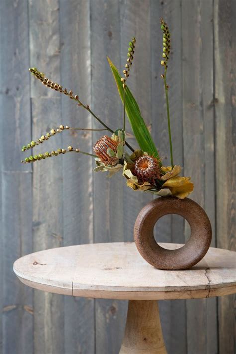 Dried Flower Arrangements To Inspire Your Fall Decorating Dried