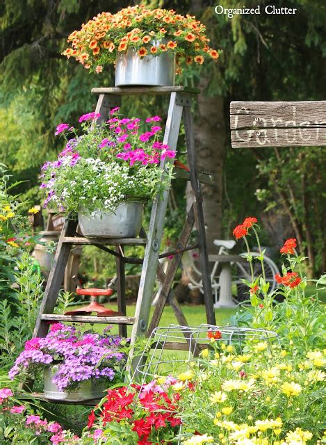 15 Fabulous Farmhouse Style Upcycled Gardens The Cottage Market