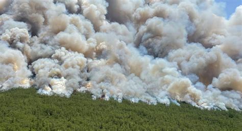 Massive wildfire burning at NC coast Brunswick County after 'controlled ...