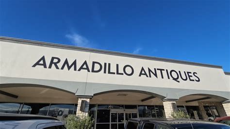 NEARLY BROKE IT! ARMADILLO ANTIQUES in SAN ANTONIO, TX! Thrift with me ...