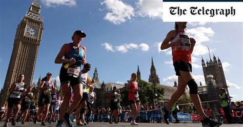 Male runner dies after collapsing during London Marathon