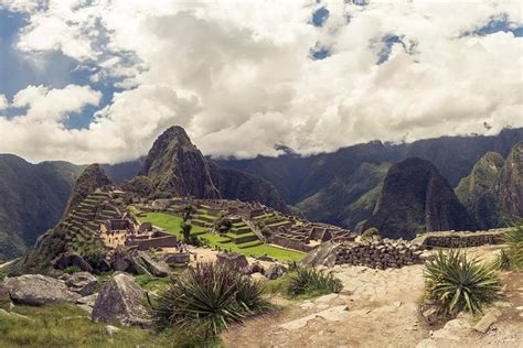 Tour To Machu Picchu By Bus With Overnight