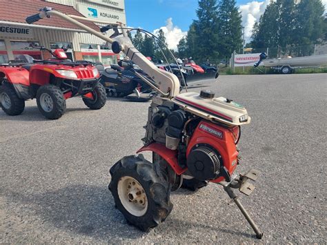 Kubota T Myyr Lis Varusteilla Toimitus Two Wheeled Tractors Nettikone