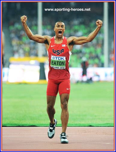 Ashton EATON - World Record decathlon at 2015 Beijing Championships ...