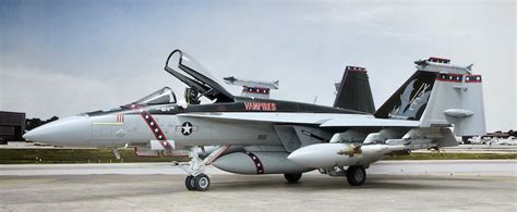 MENG Boeing F A 18E Super Hornet 1 48