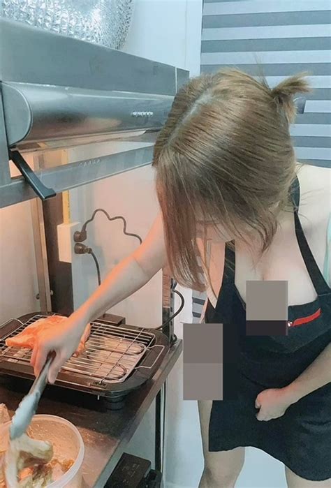 Hot girl ăn mặc hớ hênh khoe vòng một gây nhức mắt