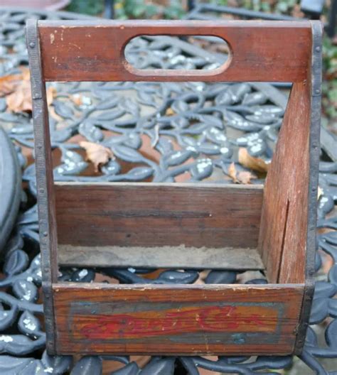 ANCIEN PACK DE six bouteilles en bois Pepsi Cola des années 1930