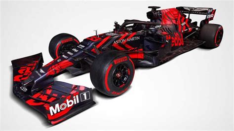 Red Bull's 2019 F1 livery revealed