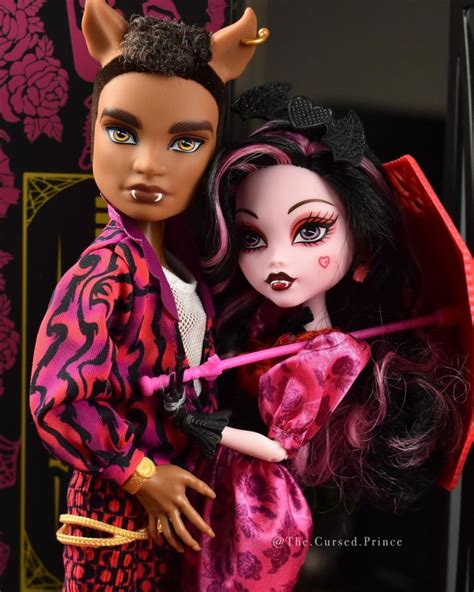 Monster High Howliday Love Edition Draculaura And Clawd 2 Pack Dolls