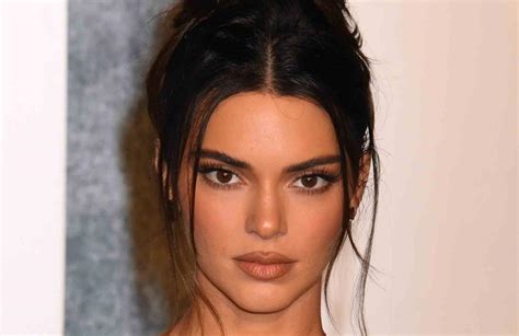 Kendall Jenner Se Confie Sur Son Rapport à La Célébrité