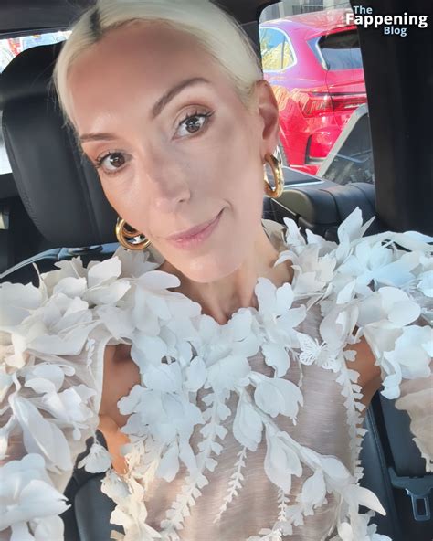 Olivia Buckingham Flashes Her Nude Tits At The V A Summer Party Photos Thefappening