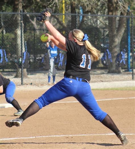 Titans Softball Sweeps Weekend St Petersburg College Athletics