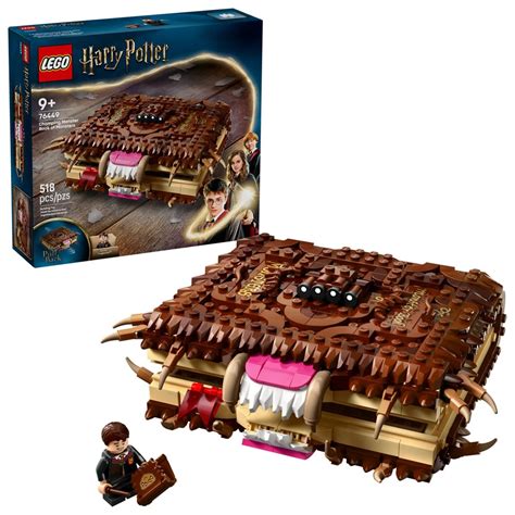 Harry Potter Livro Monstro - Harry Potter O Livro Monstruoso dos Monstros - 76449 | Shopee Brasil