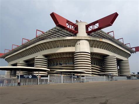 Stadio San Siro #milano | Milano, Architettura, Brutalismo