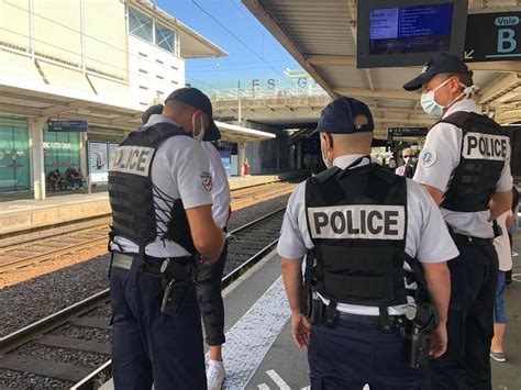 Entre Nantes Et Angers Dans Le Ter Il Agresse Sexuellement De Jeunes