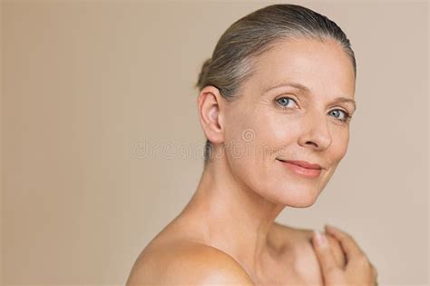 642 171 Mature Woman Stock Photos Free Royalty Free Stock Photos