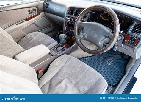 The Interior of the Car Toyota Mark II with a View of the Dashboard ...