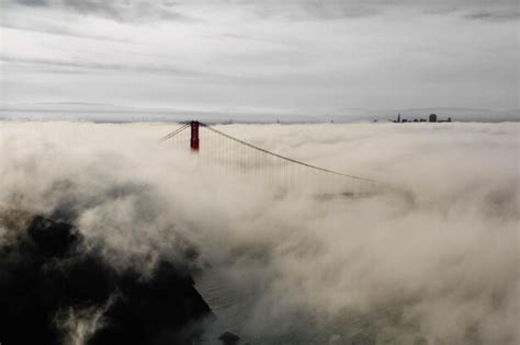 Premium Photo | Golden gate bridge in foggy weather