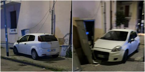 Incidente Al Viale Mellusi Auto Finisce Contro Cabina Enel