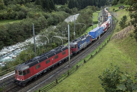 Fler lok från Schweiz Järnvägar nu