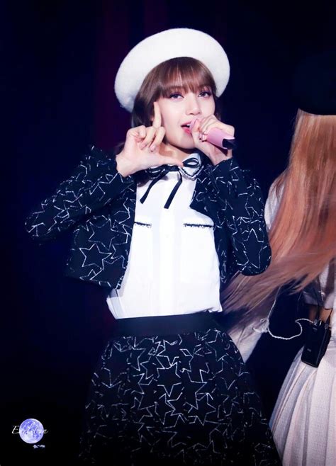 Pin De Jugu En Blackpink Lisaリサ