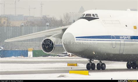 RA 82010 Russia Air Force Antonov An 124 At St Petersburg