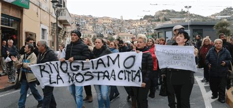 Lettere Minatorie A Ventimiglia Il Punto Sulle Indagini Tra Impronte