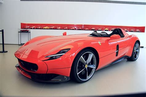 Ferrari Icona車系首款限量車型monza Sp1登台亮相！接單價8500萬 Yahoo奇摩汽車機車