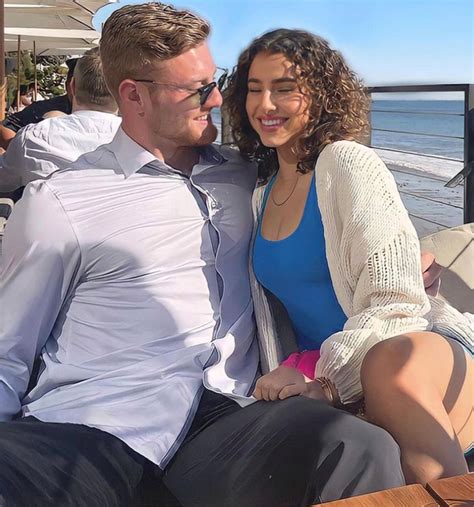 Shocking Revelation: The Truth Behind the Levi's Gia Duddy Video - e7n9mb3