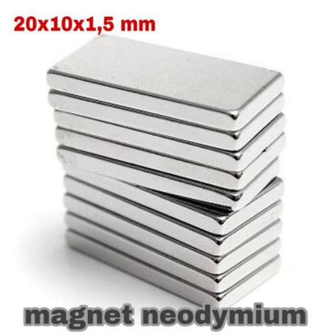 Jual Magnet Neodymium Super Kuat Kotak 20X10X1 5 Mm Shopee Indonesia