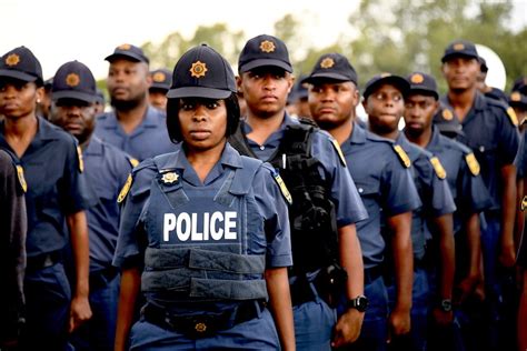 10000 South African Police Services (SAPS) Entry Level Police Trainees ...