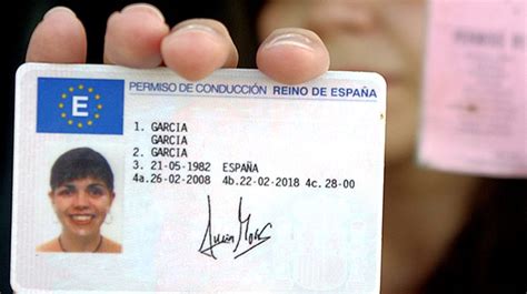 Canjear El Carnet De Conducir Venezolano En España 8 Meses En Pausa