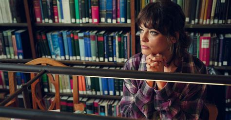 Sex Education Seksspeeltjes Naaktfotos En Afscheid In Seizoen 4