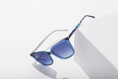 Aimee Polarized Sunglasses | Flamingo Garden – The English Garden