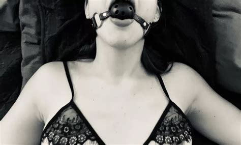 Gag Nudes Wifewantstoplay Nude Pics Org