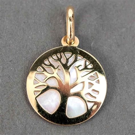 Medaille Arbre De Vie En Or Jaune Ou Carats Et Nacre