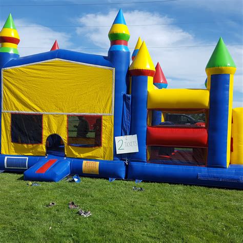 Bouncy Castle Rentals | Product categories | Full of Beans Party Rentals