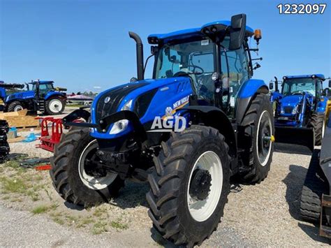 Neuf 2023 New Holland T6 145 Dynamic Command Tracteur Agricoleidéal